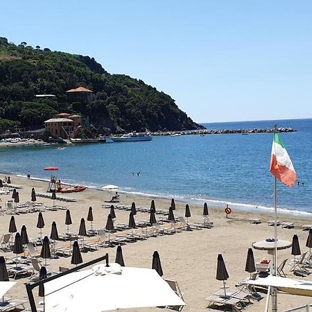 莱万托Beach Paradise公寓 外观 照片
